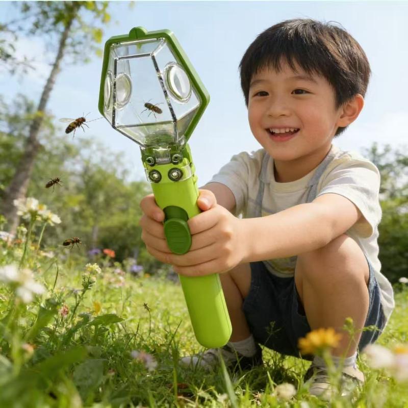 Kids Outdoor Education - Набор для изучения насекомых 2X Magnifier
